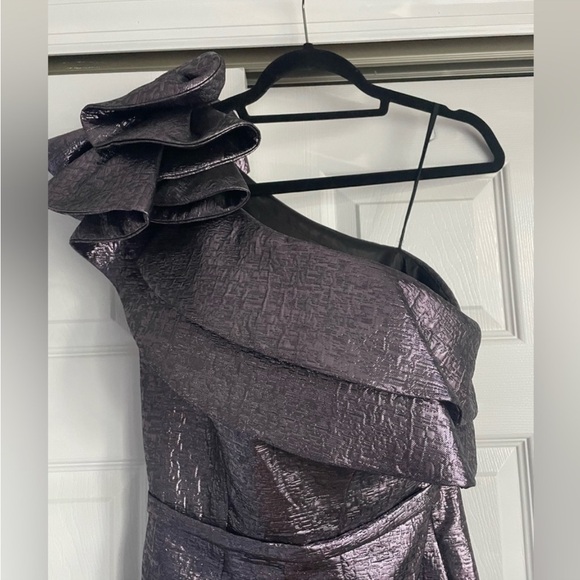 Beautiful mettalic eggplant colored long one shoulder gown - Picture 6 of 7